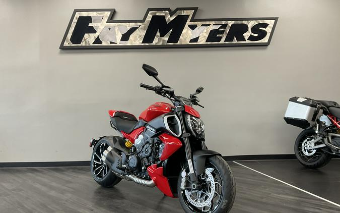 2026 DUCATI DIAVEL V4 - 3243D
