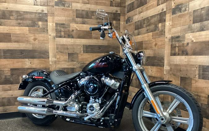 2024 Harley-Davidson® Softail® Standard Vivid Black