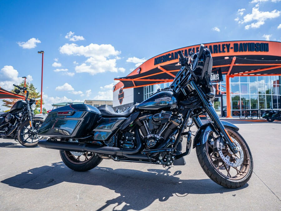 Custom Painted 2023 Street Glide ST