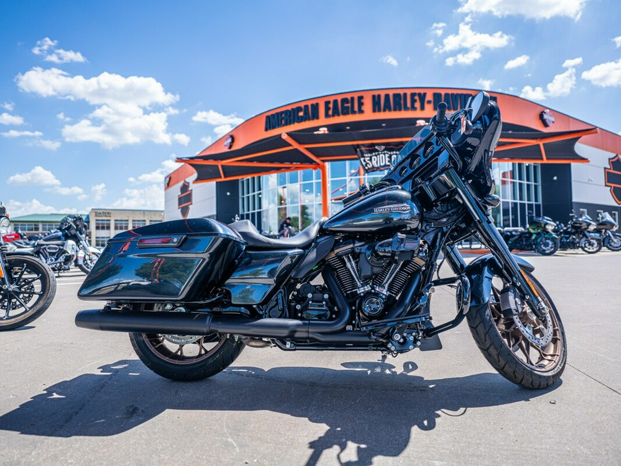 Custom Painted 2023 Street Glide ST