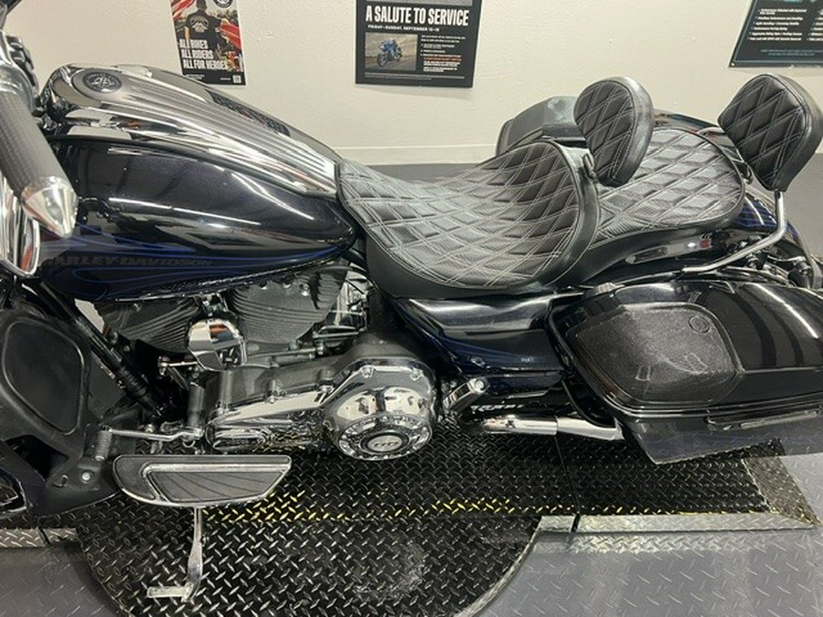 FLHXSE 2016 CVO™ Street Glide®