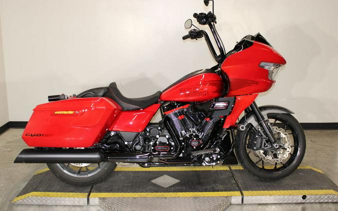 2025 Harley-Davidson® FLTRXSTSE - CVO™ Road Glide® ST