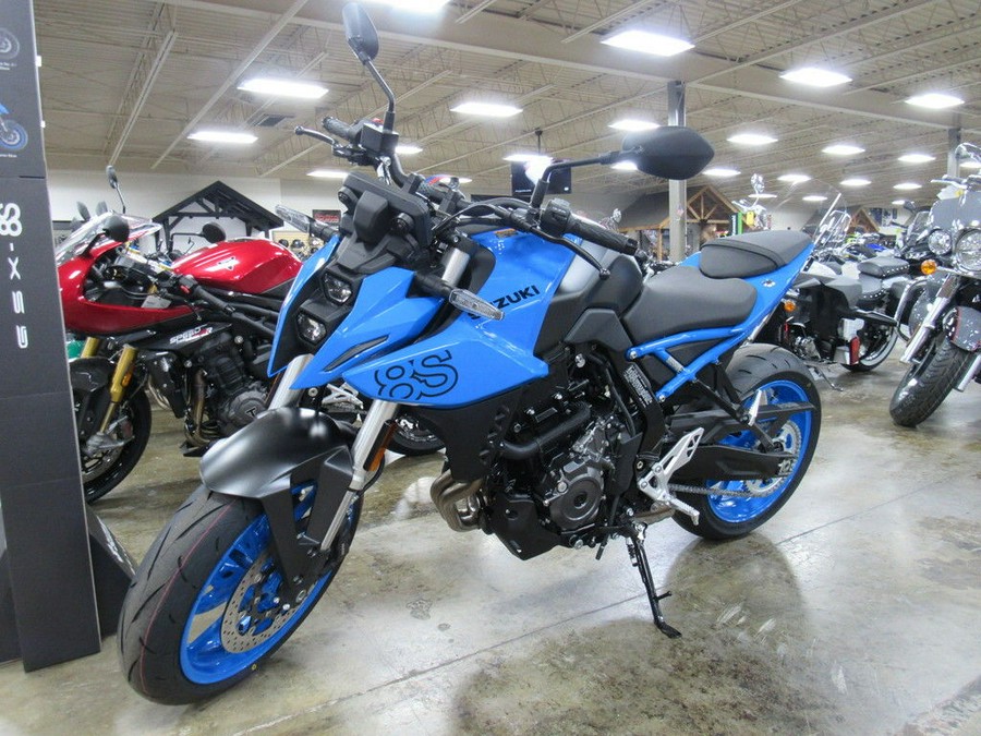 2023 Suzuki GSX-8S