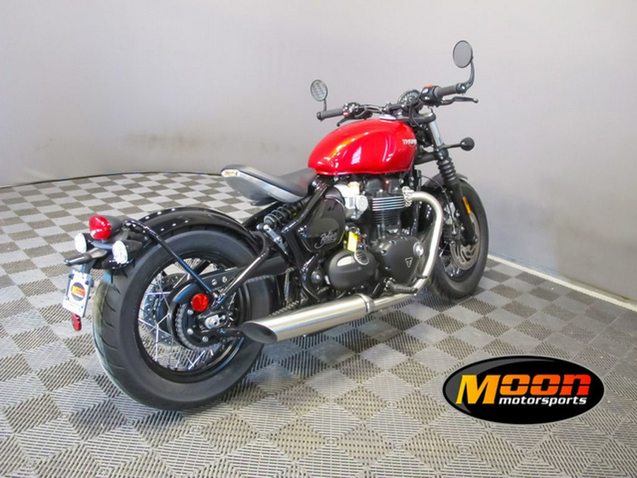 2024 Triumph Bonneville Bobber Red Hopper