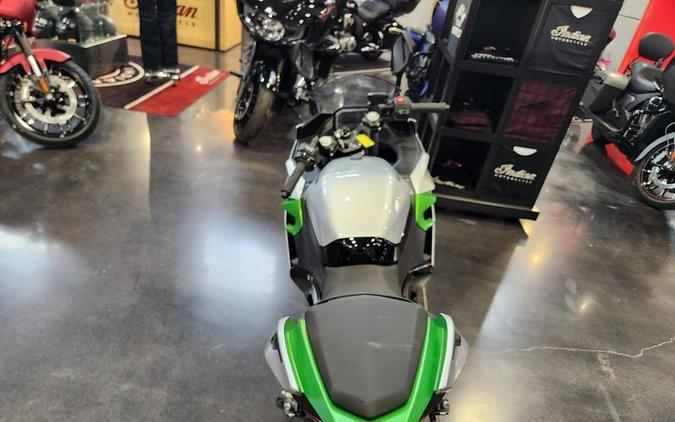 2024 Kawasaki Ninja® e-1 ABS