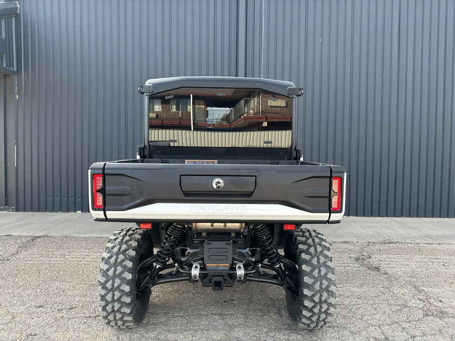 2026 Can-Am Defender MAX Limited HD11