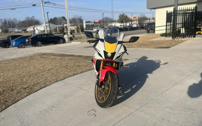 2022 YAMAHA YZF-R7 - A004595