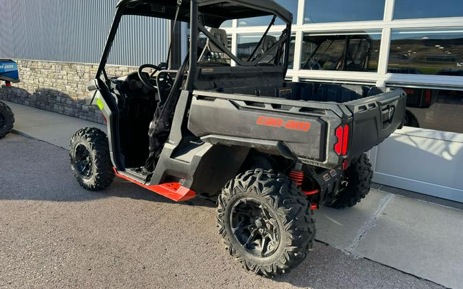 2019 Can-Am Defender XT-P HD10