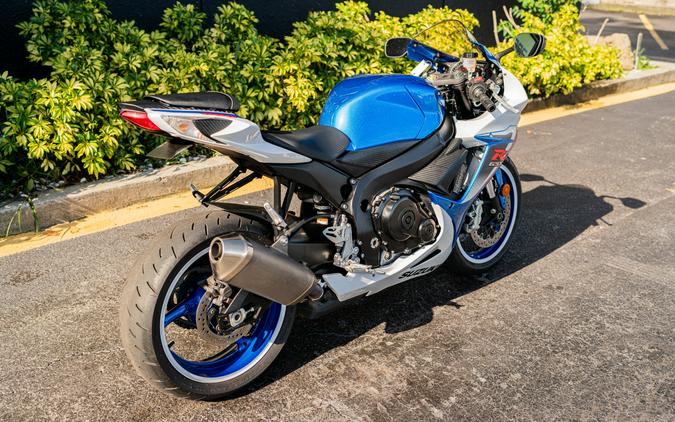 2013 Suzuki GSX-R600™