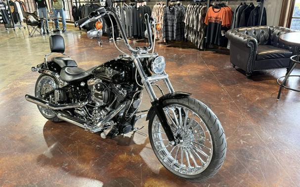 2016 Harley-Davidson® Breakout®