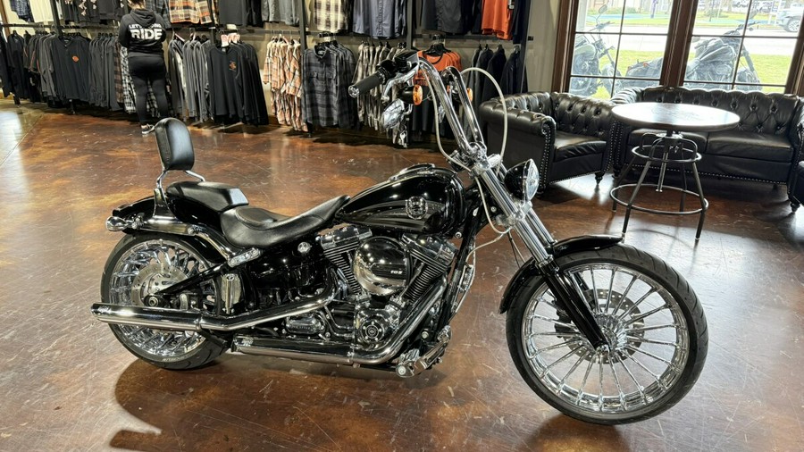 2016 Harley-Davidson® Breakout®