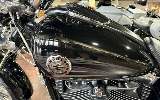 2016 Harley-Davidson® Breakout®