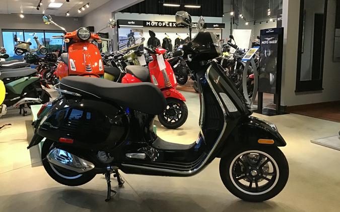 2023 Vespa GTS Super 300