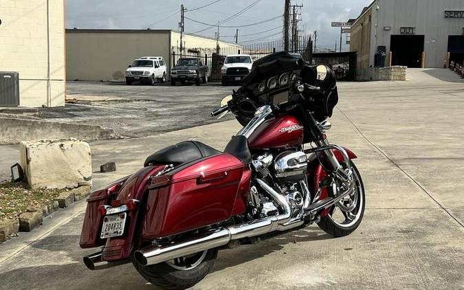 2017 Harley-Davidson® FLHXS - Street Glide® Special