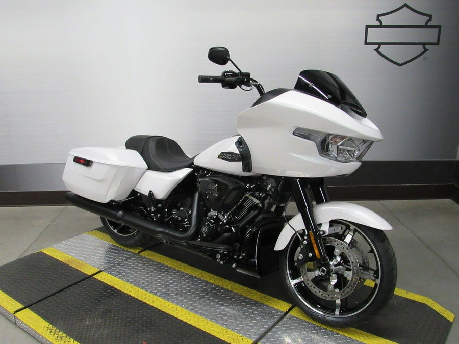 2024 Harley-Davidson® FLTRX - Road Glide®