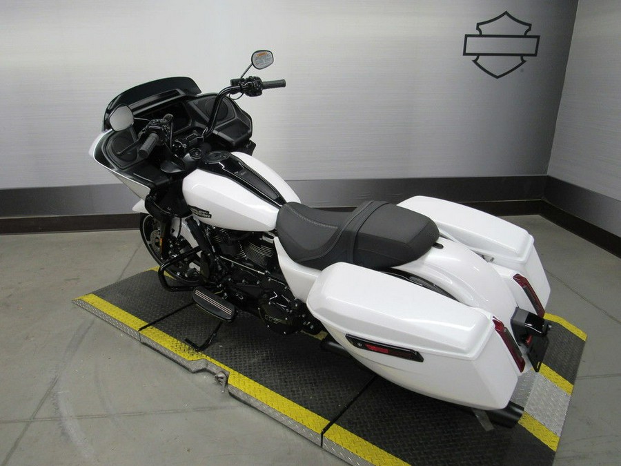 2024 Harley-Davidson® FLTRX - Road Glide®