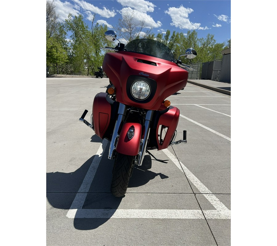 2020 Indian Motorcycle Roadmaster Dark Horse