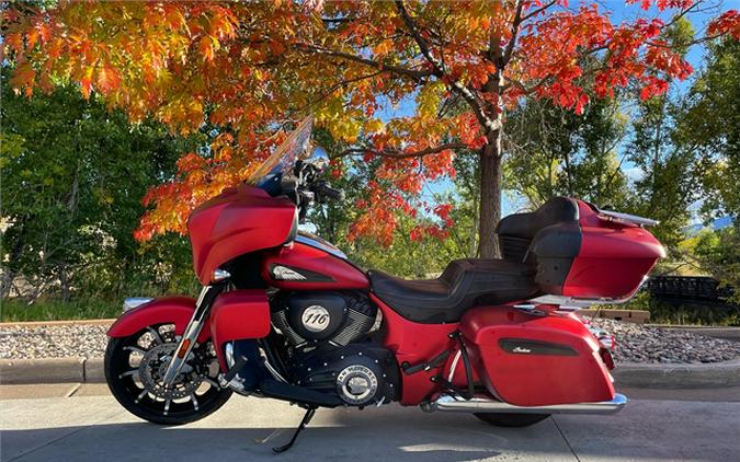 2020 Indian Motorcycle Roadmaster Dark Horse