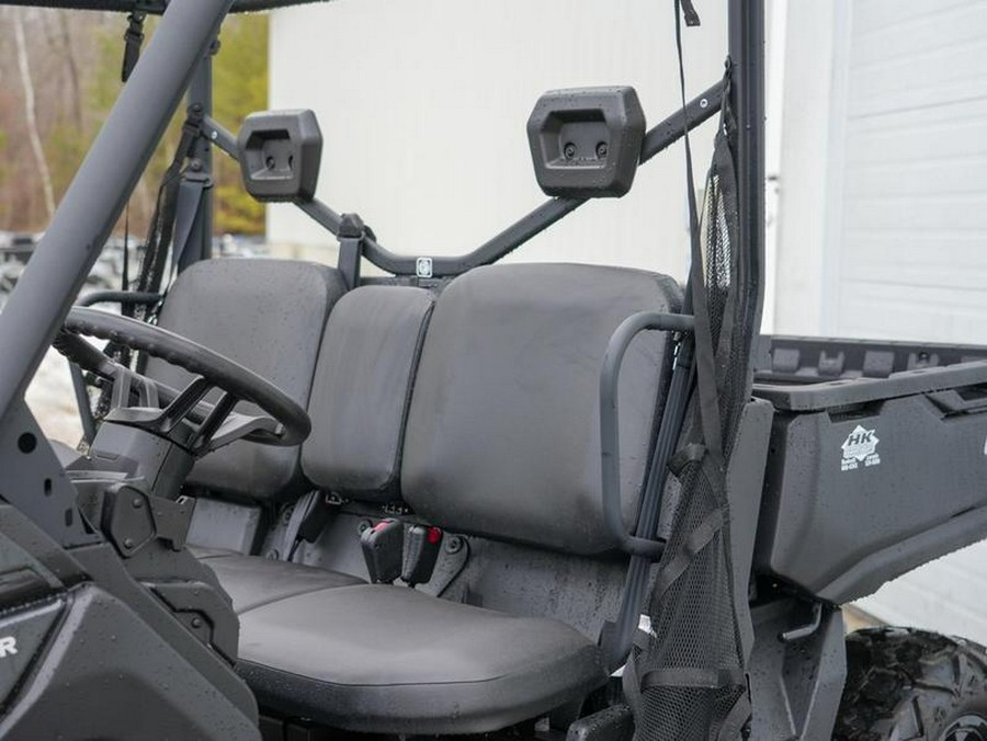 2025 Can-Am® Defender DPS HD9 Stealth Black