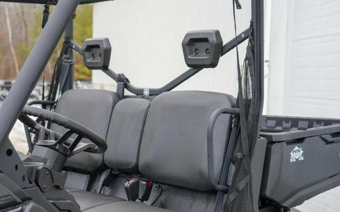 2025 Can-Am® Defender DPS HD9 Stealth Black