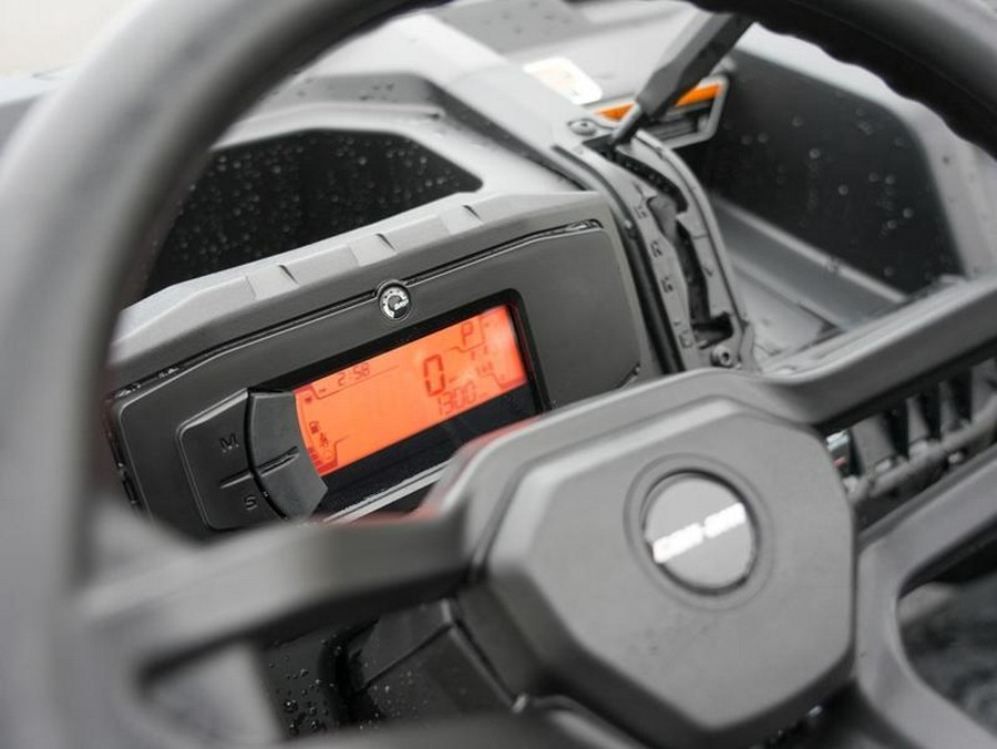 2025 Can-Am® Defender DPS HD9 Stealth Black