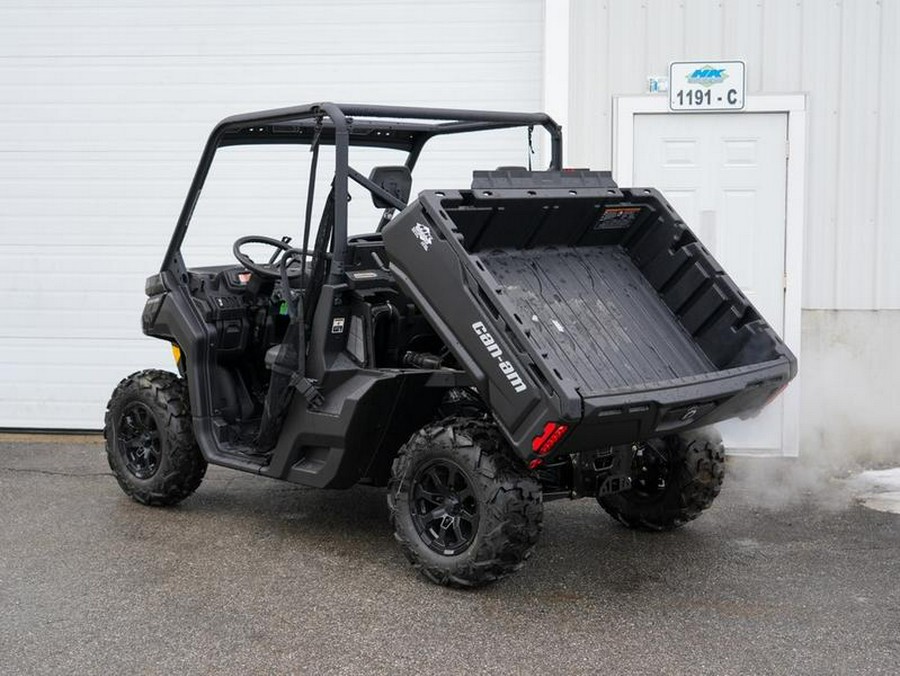 2025 Can-Am® Defender DPS HD9 Stealth Black