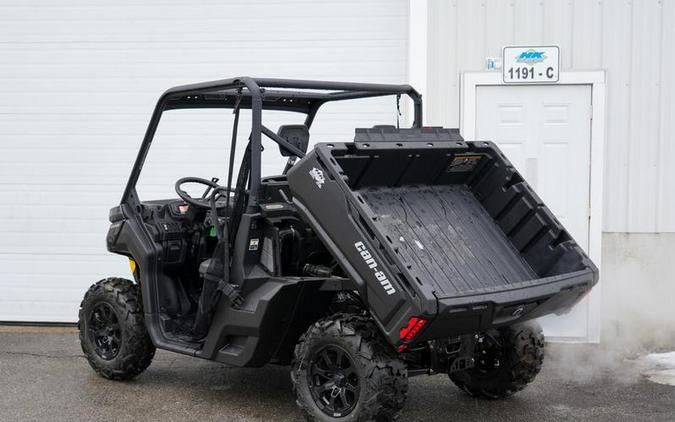 2025 Can-Am® Defender DPS HD9 Stealth Black