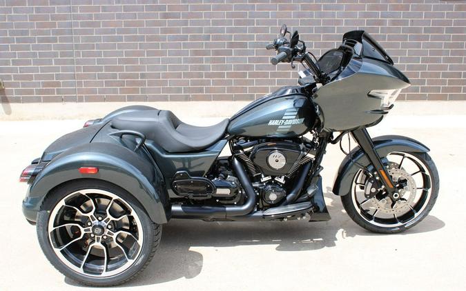 2026 Harley-Davidson® FLTRT - Road Glide® 3