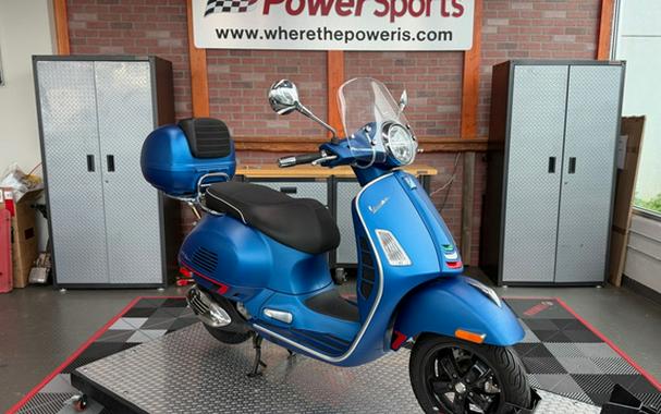 2022 Vespa GTS 300 HPE