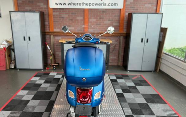 2022 Vespa GTS 300 HPE