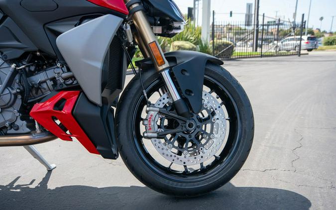2026 Ducati Streetfighter V2