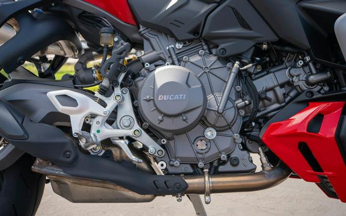2026 Ducati Streetfighter V2