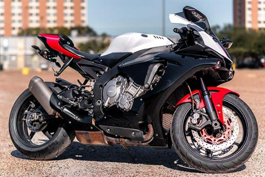 2016 Yamaha YZF-R1S
