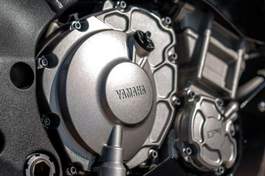 2016 Yamaha YZF-R1S