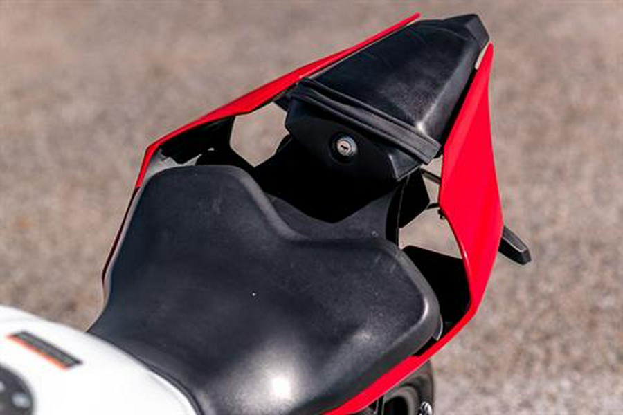 2016 Yamaha YZF-R1S