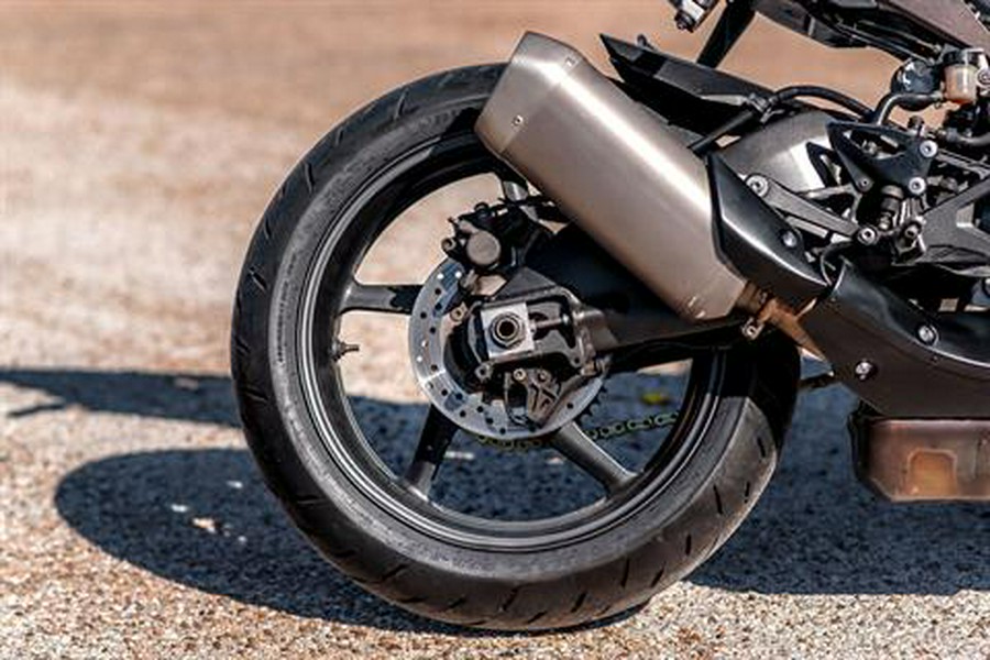 2016 Yamaha YZF-R1S