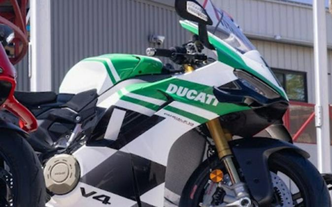 2025 Ducati Panigale V4 Tricolore