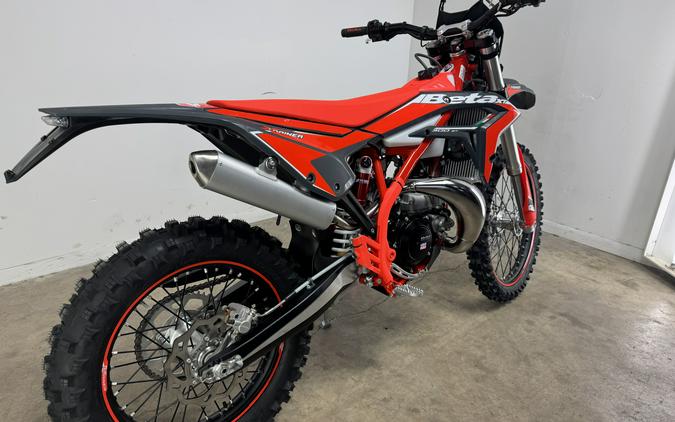 2026 Beta 300 Xtrainer - 002026