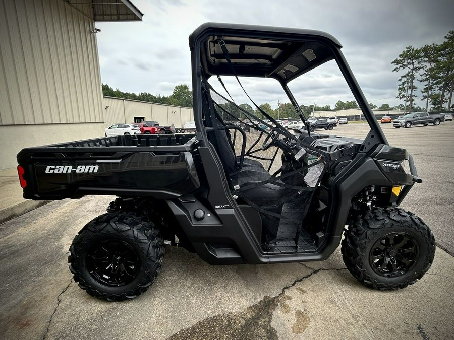 2025 Can-Am™ Defender XT HD9