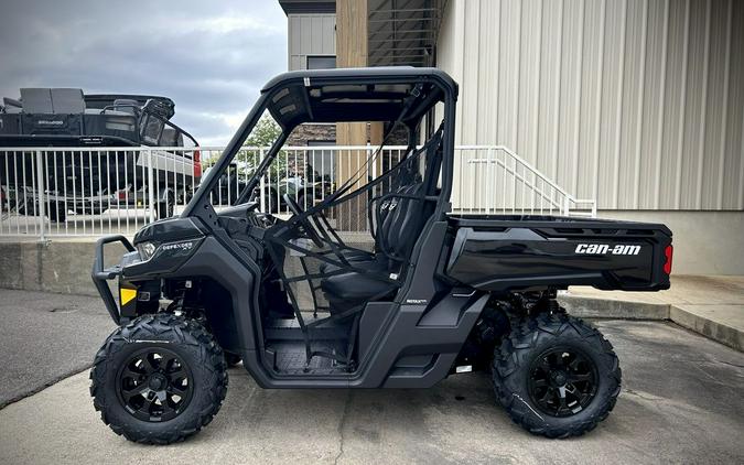 2025 Can-Am™ Defender XT HD9