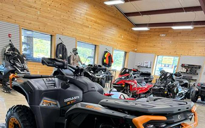 2026 Can-Am Outlander XT-P 1000R Smart-Shox with 10.25 in. touchscreen display