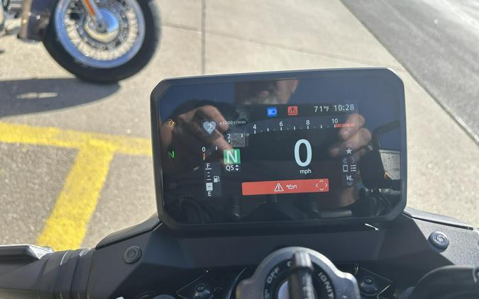 2025 Honda CB750 Hornet Matte Black Metallic