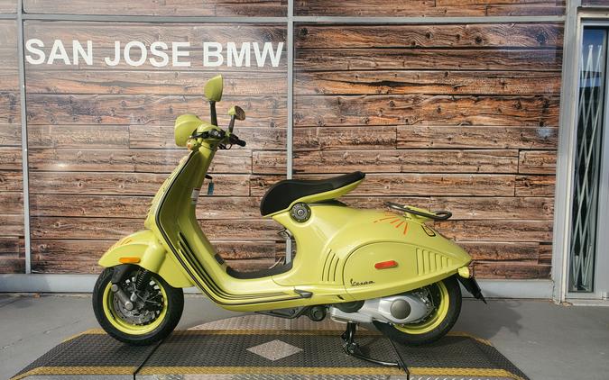 2023 Vespa 946 Bunny