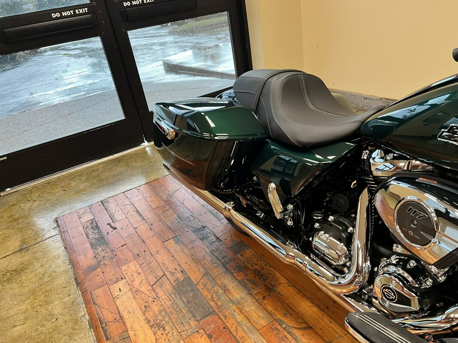 New 2024 Harley-Davidson Street Glide Grand American Touring Motorcycle For Sale Near Memphis, TN