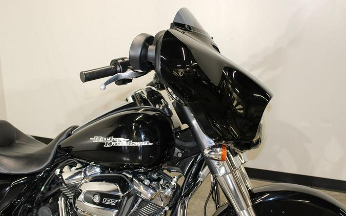 2019 Harley-Davidson® FLHX - Street Glide®
