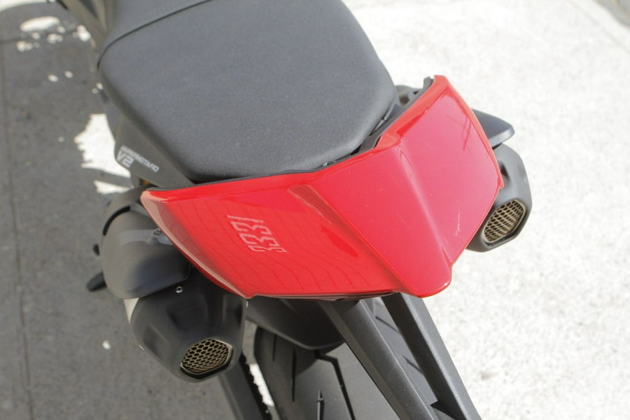 2026 Ducati Hypermotard V2