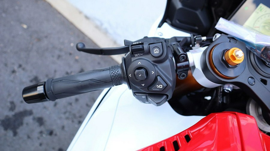2026 Yamaha YZF-R7 70th Anniversary Edition