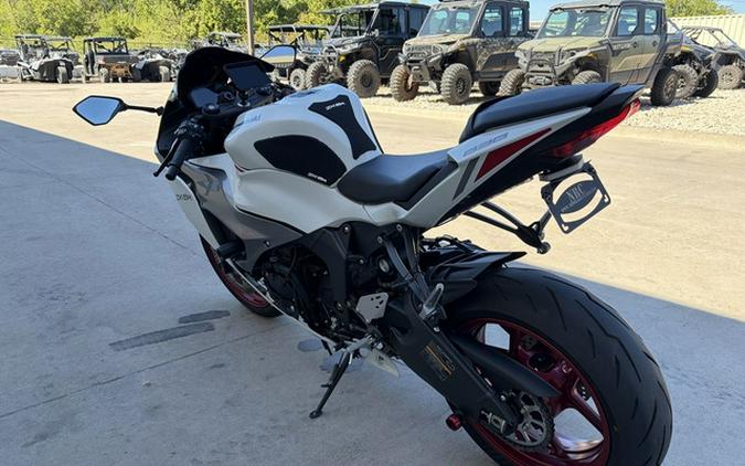 2025 Kawasaki Ninja ZX-6R