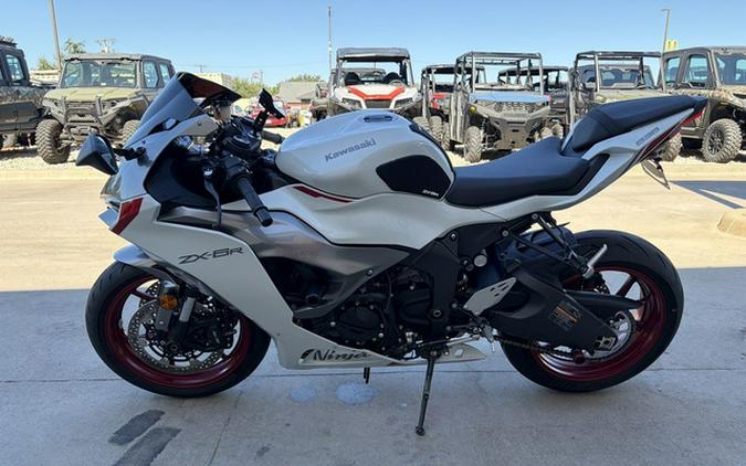 2025 Kawasaki Ninja ZX-6R