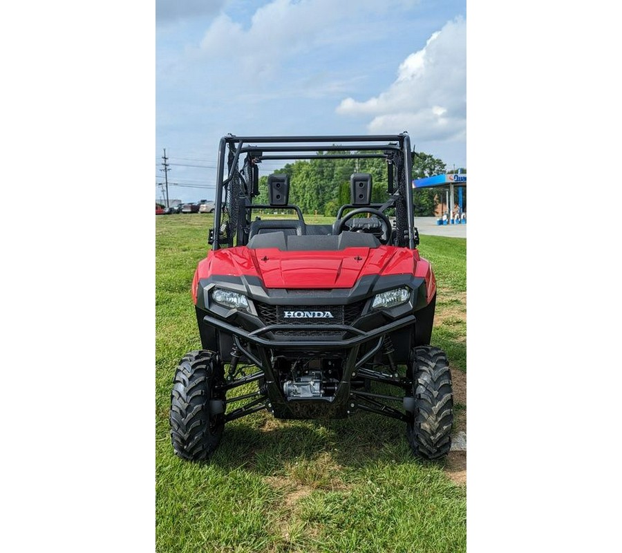 2024 Honda® Pioneer 700-4